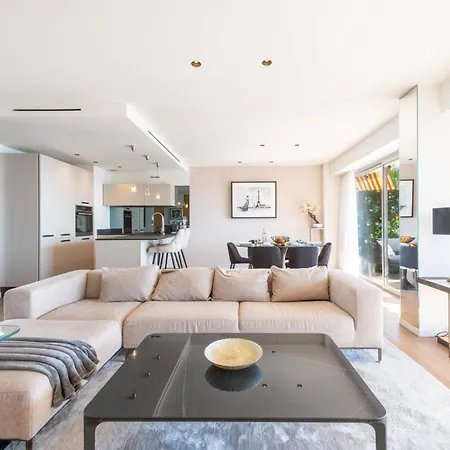 Appartement 3br Sea View Luxury With Pool & Tennis